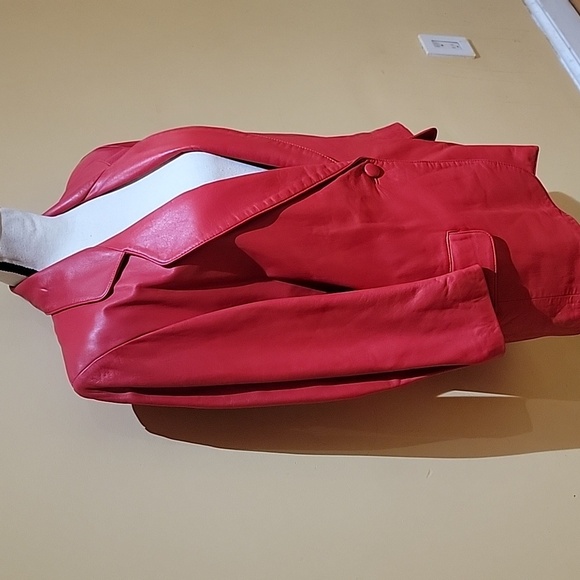 GEORGETOWN LEATHER DESIGN JACKET THE ARM LENGTH 20" FROM SHOULDER TO WRIST - Picture 3 of 9